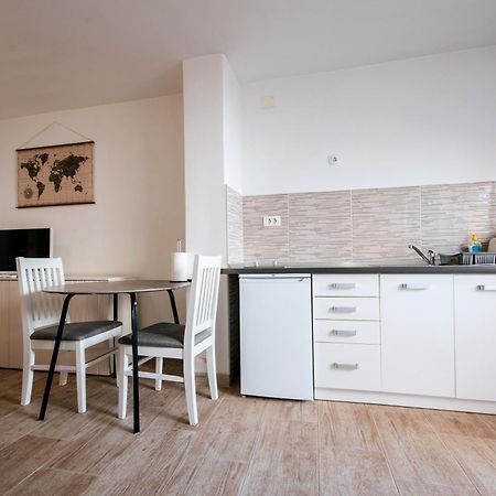 Apartmani Ema Zadar Ngoại thất bức ảnh