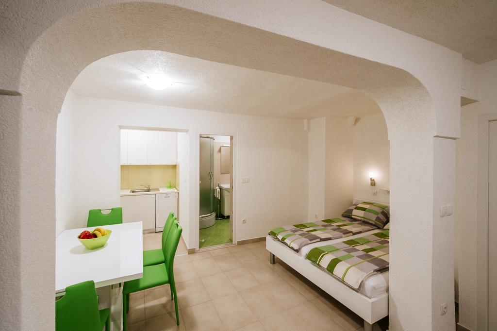 Apartmani Ema Zadar Ngoại thất bức ảnh